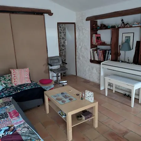 Holiday home Charming For A Relaxing